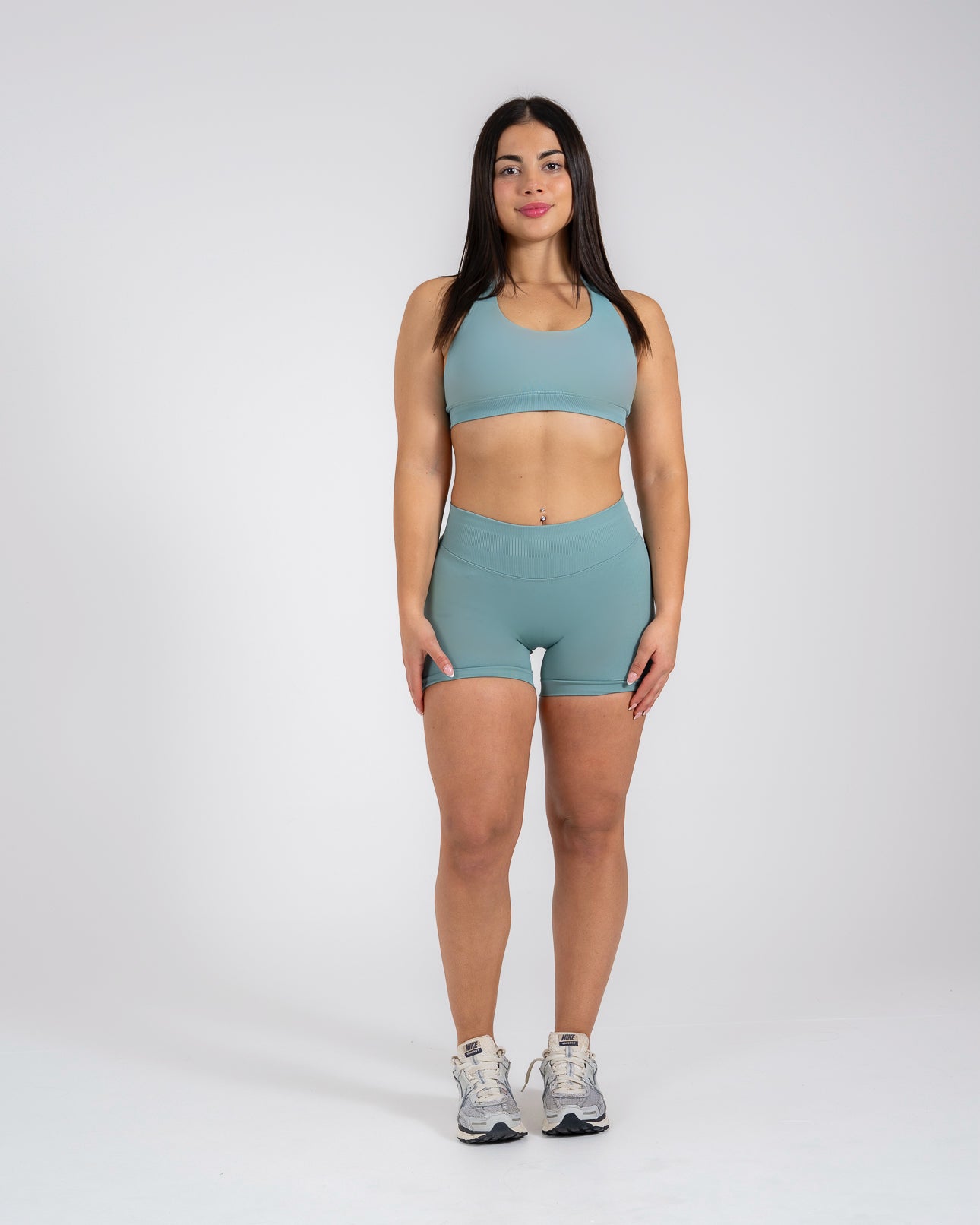 Sculpt Halter Bra