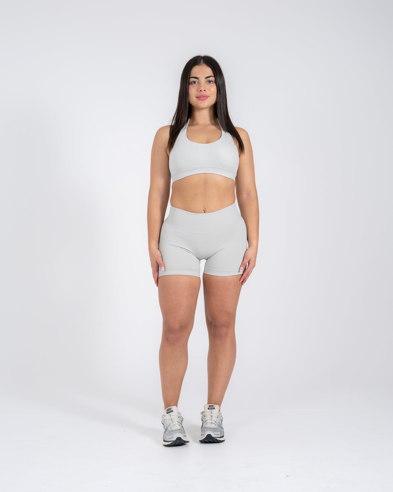 Sculpt Halter Bra