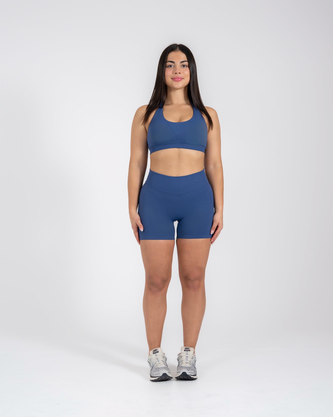 Sculpt Halter Bra
