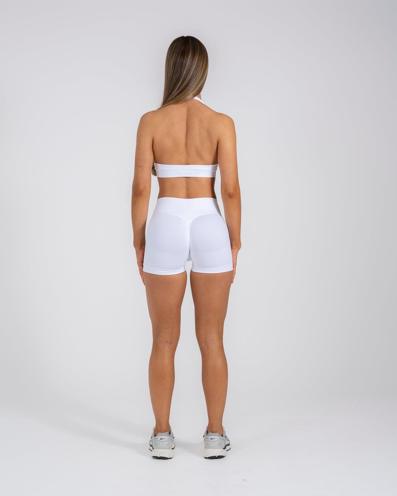 Sculpt Halter Bra