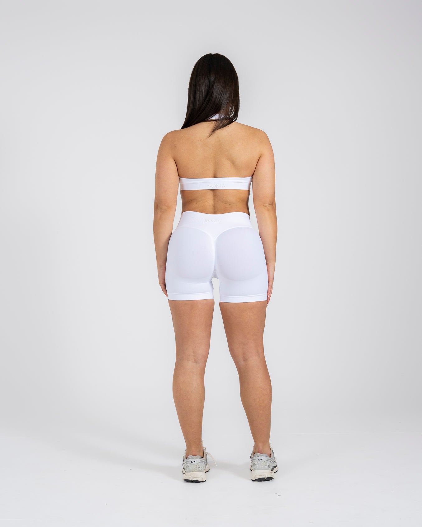 Sculpt Halter Bra