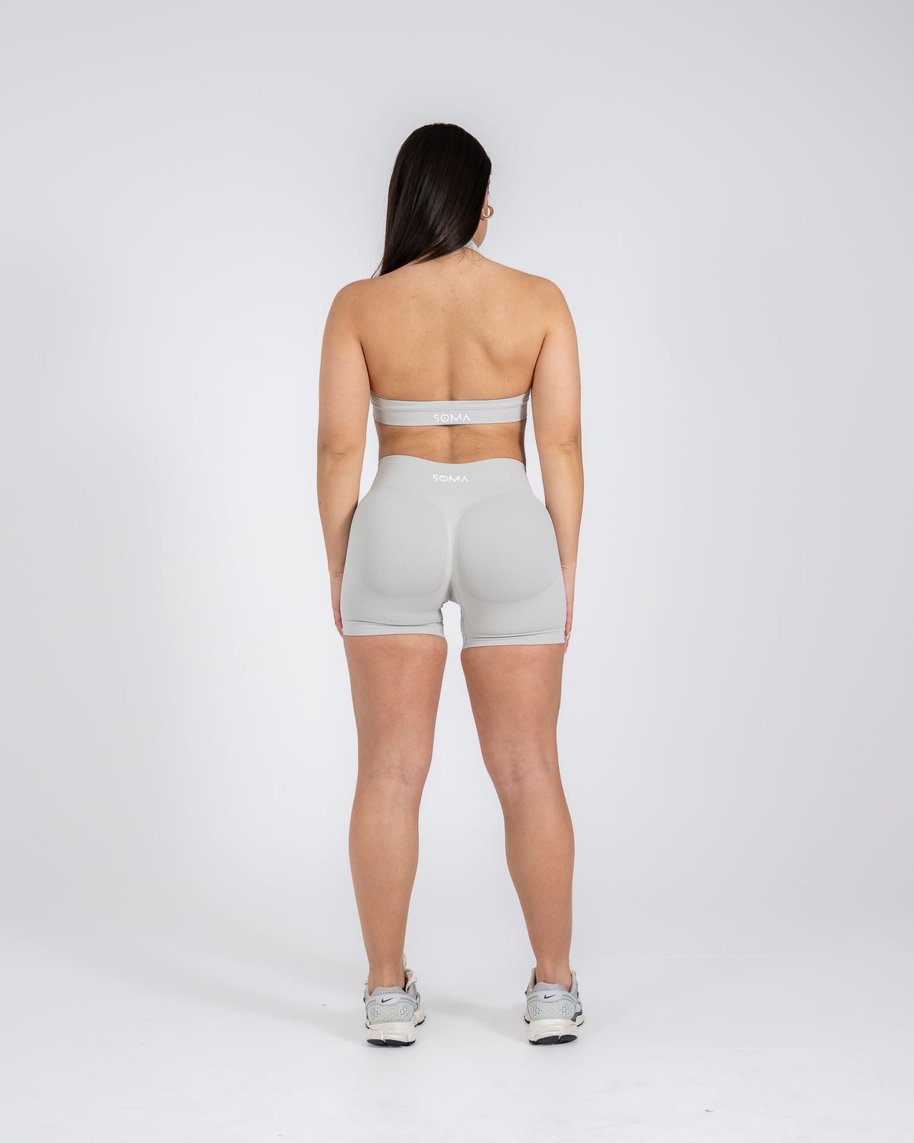 Sculpt Halter Bra